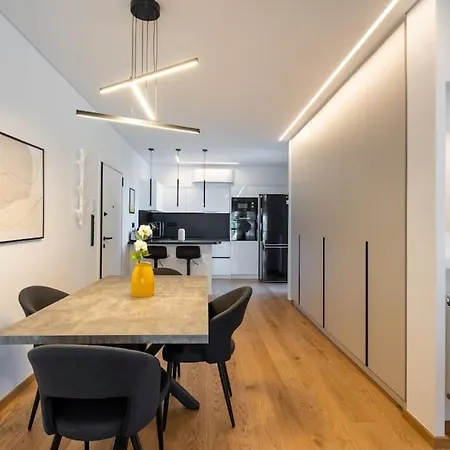 Bloom - Luxury 2-bedroom In アテネ